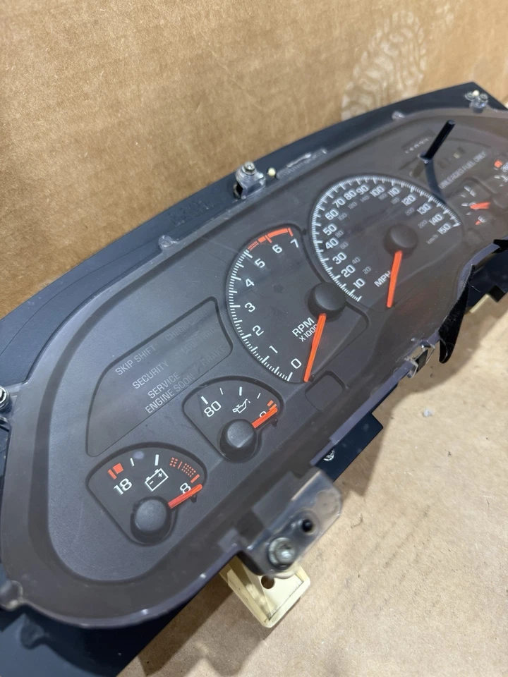 Chevrolet Camaro Z28 Speedometer Gauge Cluster Fits 1993 1994 1995 1996 - Image 2 of 4