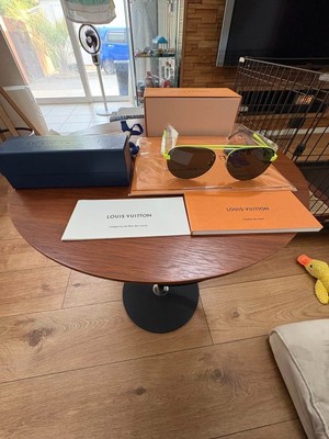 LOUIS VUITTON Clockwise Z1067E Sunglasses 60-14 140 Neon Yellow