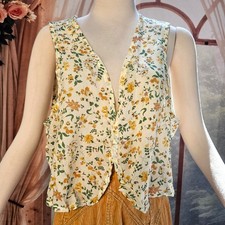 Vintage 1970s Cream Floral Sleeveless Vest Op...