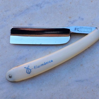 Philharmonic 14 Double Temple, freehand razor, razor, razor, cut...
