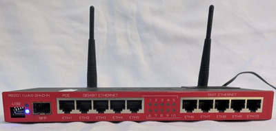 Mikrotik RB2011UAS-2HnD-IN, 2.4GHz AP, 10 Port Ethernet, SFP cage