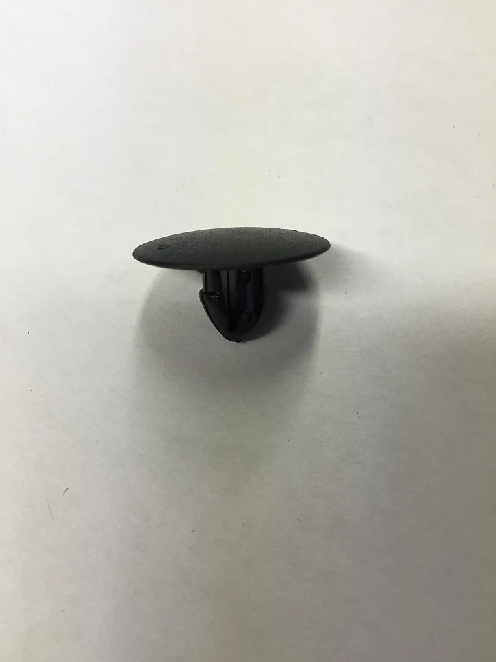 Juego de 10: Clips de aislamiento de capó para Toyota y Lexus 90467-09050 vendedor de EE. UU. Foto 2 de 3