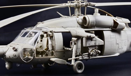 Kitty Hawk 1/35 MH-60L Blackhawk KH50005 Assemble Precision Model Kit No figure - Picture 4 of 4