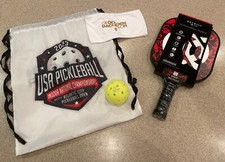 BRAND NEW Onix Recruit V4 Pickleball Paddle with 2023 USA Pickleball Gift Bag