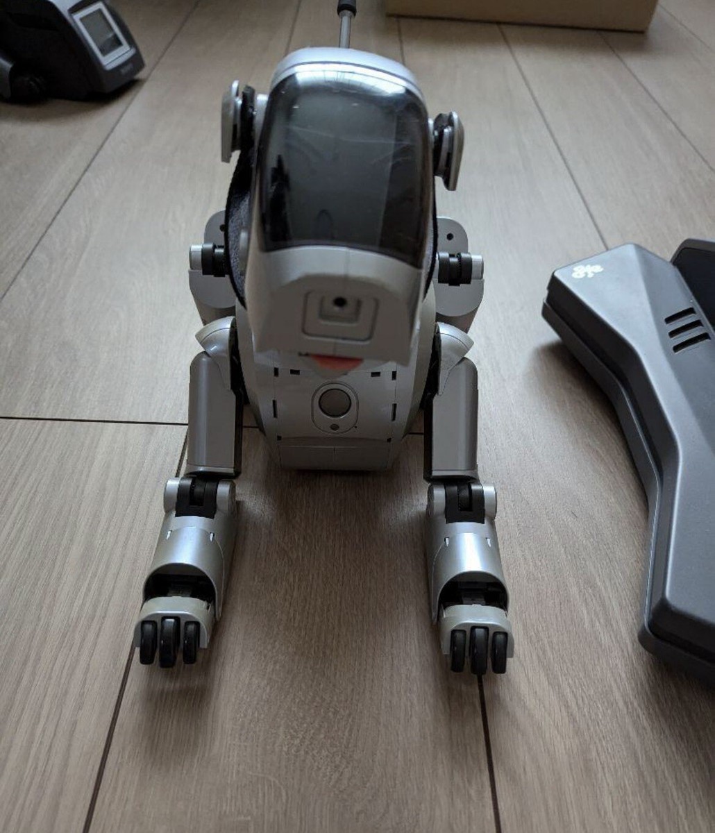 Sony AIBO ERS-111 Digital Robot Dog Junk Silver Rare | eBay