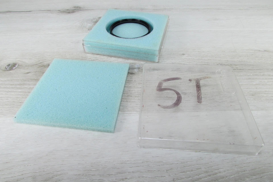 Nikon 62mm Close-Up C Lens Filter No.5T with case - Image 3 of 3