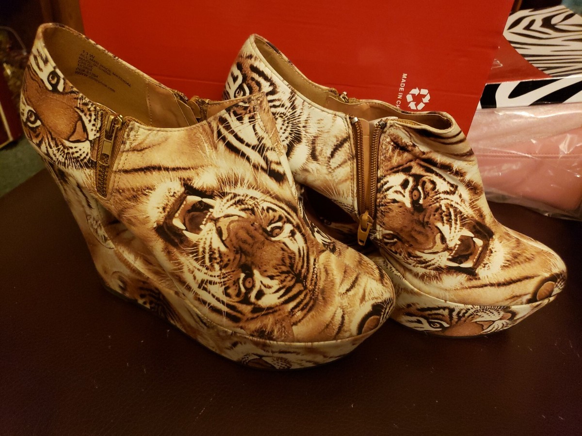 Hot Tomato - Chloe Tiger Queen - Platform Art-To-Wear - Ankle