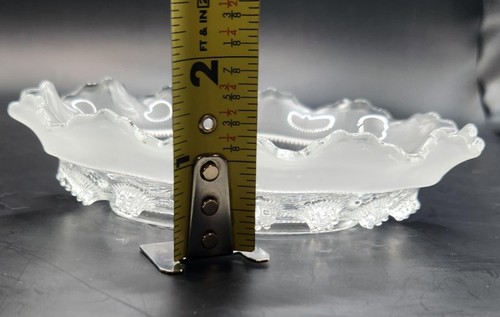 Vintage clear glass oval soap dish - ornate cut glass oval soap holder. - Picture 7 of 9