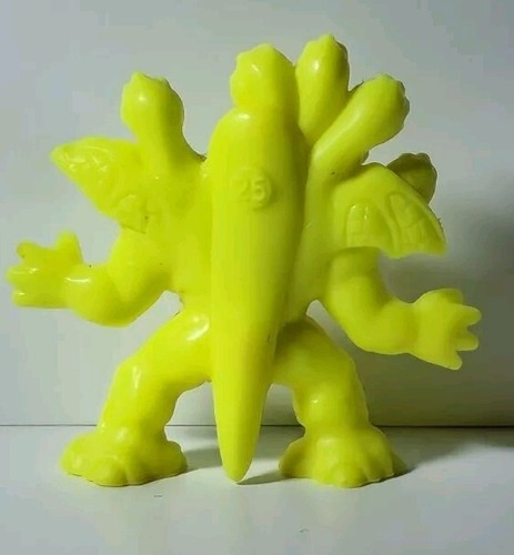 90er Monster In My Pocket Great Beast #1 Serie 1 Neongelb!! - Bild 2 von 3