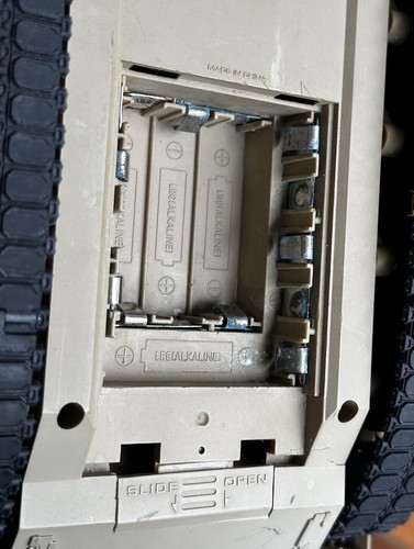 RC Tank M1A2 Abrams Battle Tank 1/24 Scale Real Action Semi functional FOR PARTS - Picture 18 of 22