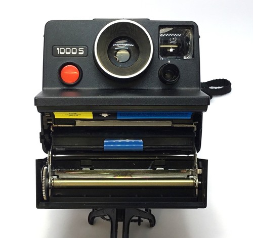 POLAROID LAND CAMERA 1000s + Original Case Instruction Book & Exp. Film Pack