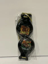 2 Vintage Spain Spanish Dancer Clackers Palillos Castanet Plastic Hand Clappers