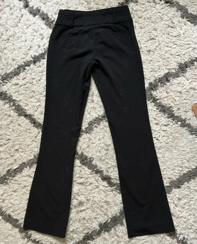Candie’s Women’s Black Solid Flat Front Straight Leg Regular Dress Pants
