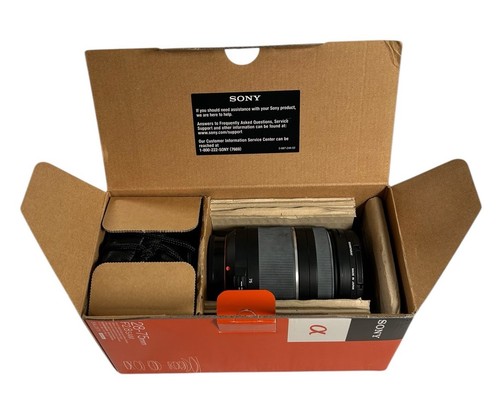 Sony 28-75mm f/2.8 Lens Smooth Autofocus Motor SAM Full Frame In Box w Case - Picture 3 of 7