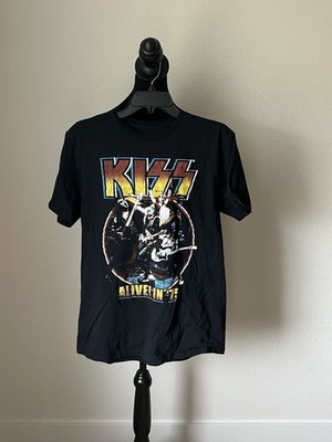 Kiss Black Tee Alive In  75 With Yellow, Blue , Red Gradient Logo & Band Photo