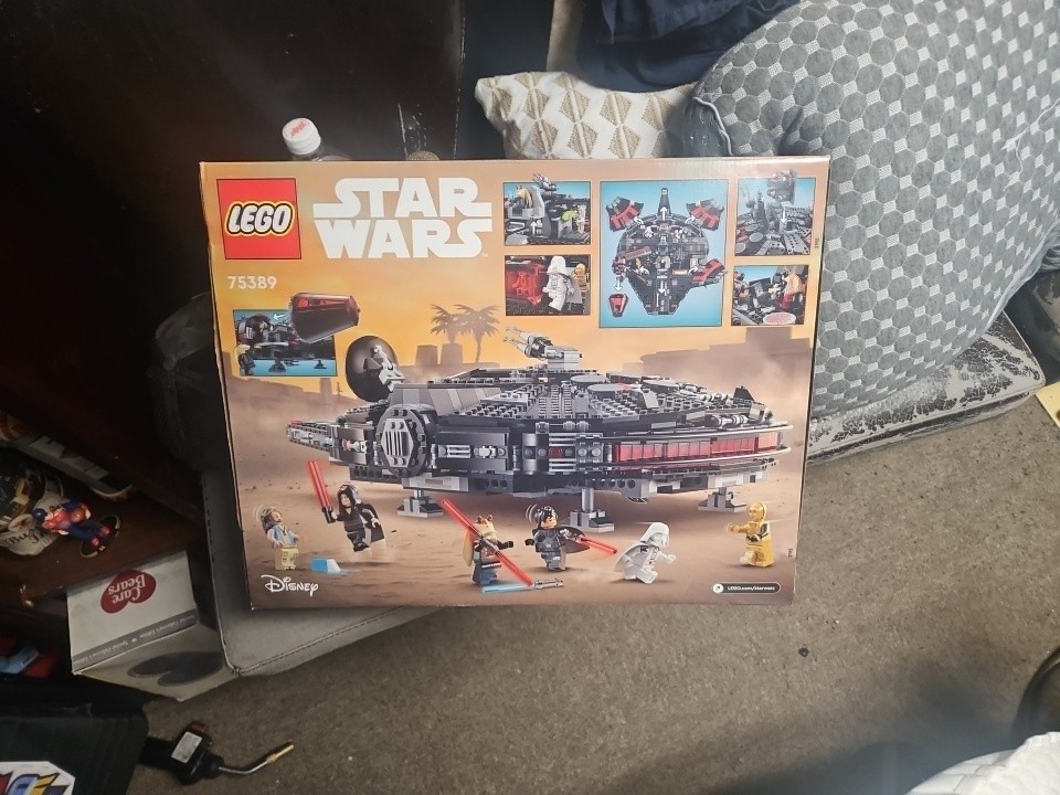 LEGO Star Wars: The Dark Falcon (75389)