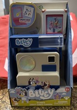 Bluey Chikit Chikit Pretend Camera, Role Play Toy Camera for Kids with 10 Photo