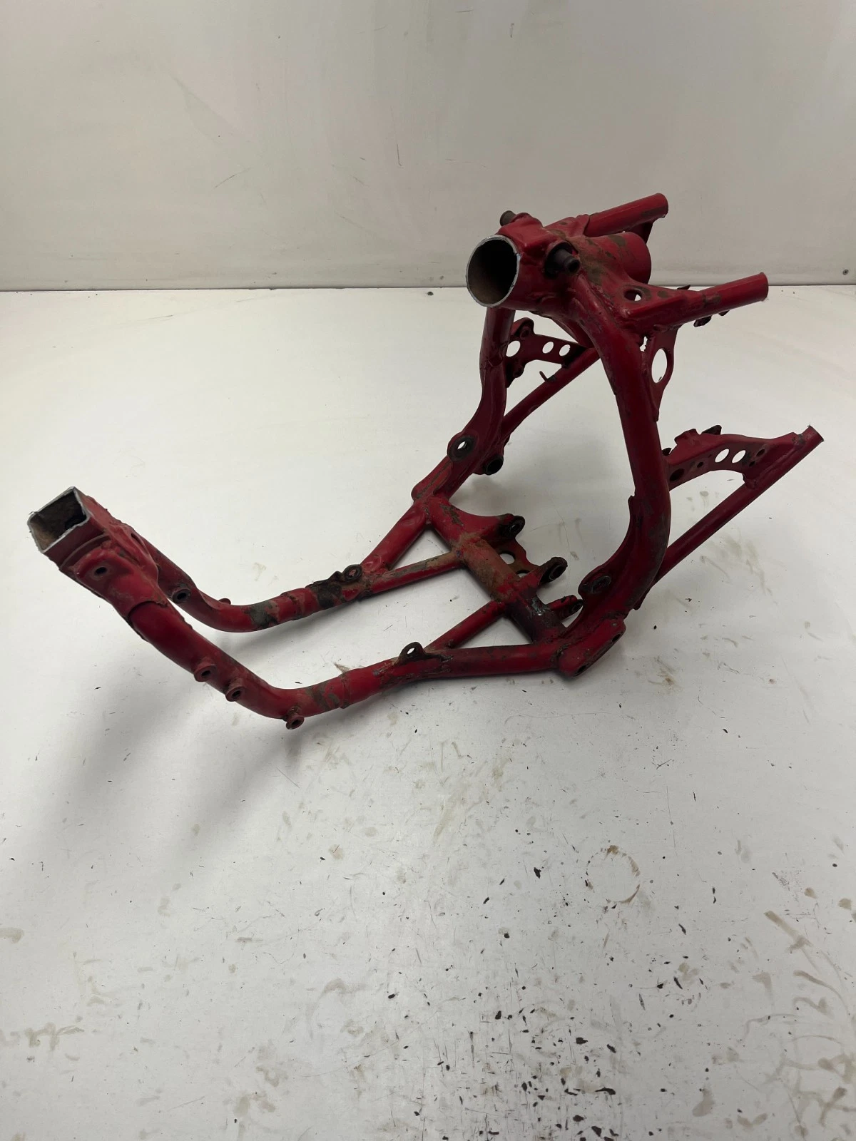 85 1985 Honda ATC250R Atc 250 r OEM Frame Body Assembly Chassis WELD IN PIECE