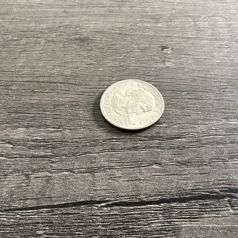 1979 Susan B Anthony P Dollar RARE FG Error & E Pluribus Dot. - Image 4 of 4