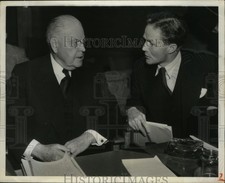 1950 Press Photo New York Kenneth Younger and Warren Austin during U.N. Meeting