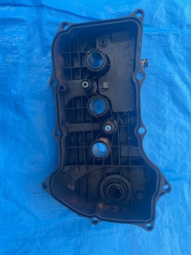 Cylinder Head Cover Tappet Cover Genuine DAIHATSU TANTOL375S Used From Japan - Picture 5 of 5