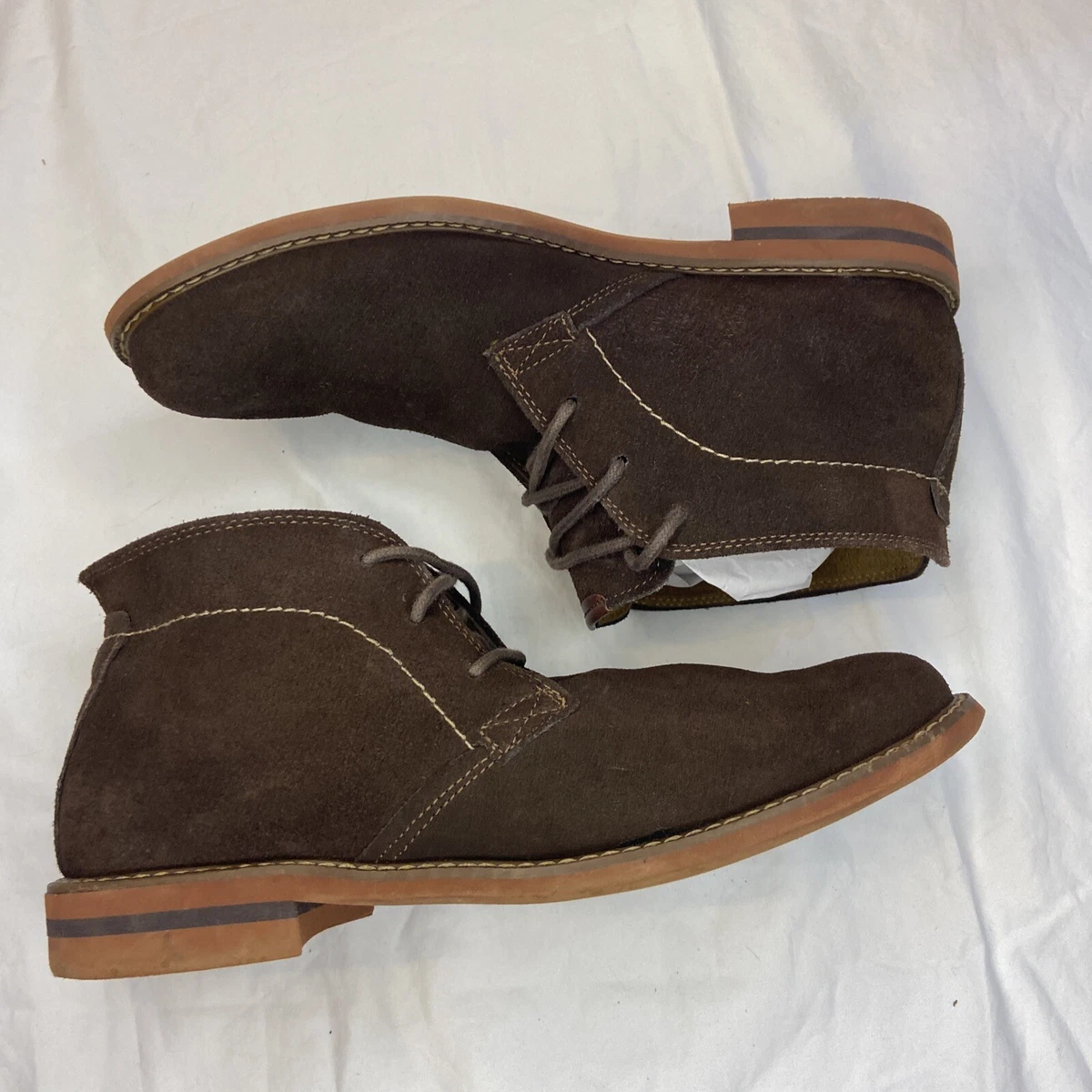 Florsheim Men s US 9.5 M Lodge Suede Leather Plain Toe Chukka