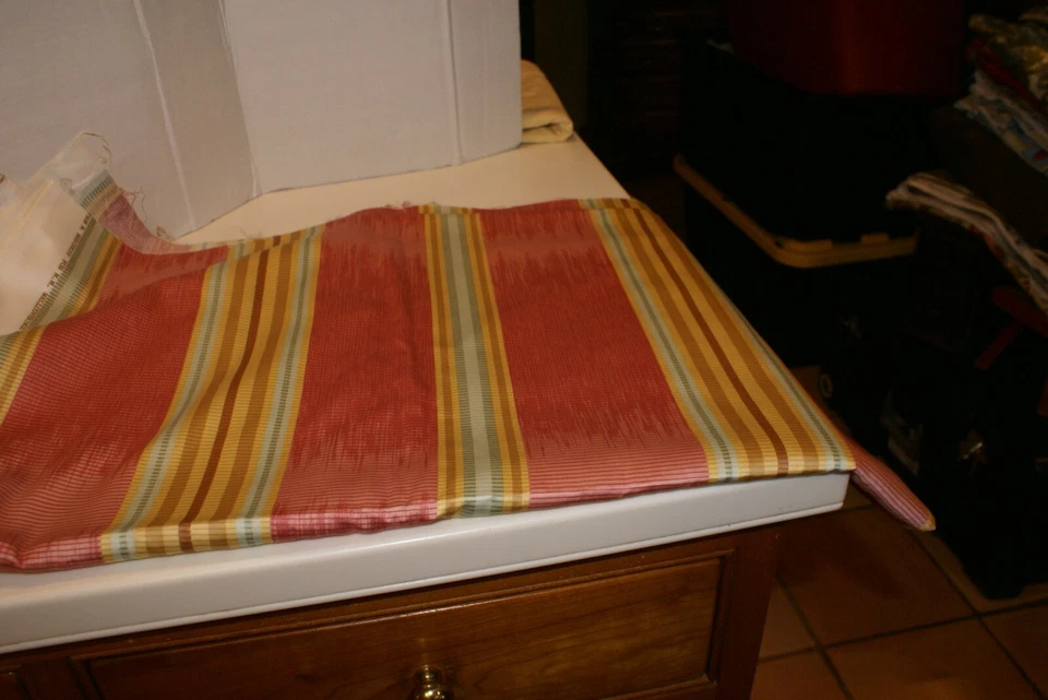 53" X 3 YDS.14" DURHAM STRIPE FABRIC ROYAL SCREEN DESIGN FOR M.MERCURIO - Image 2 of 4