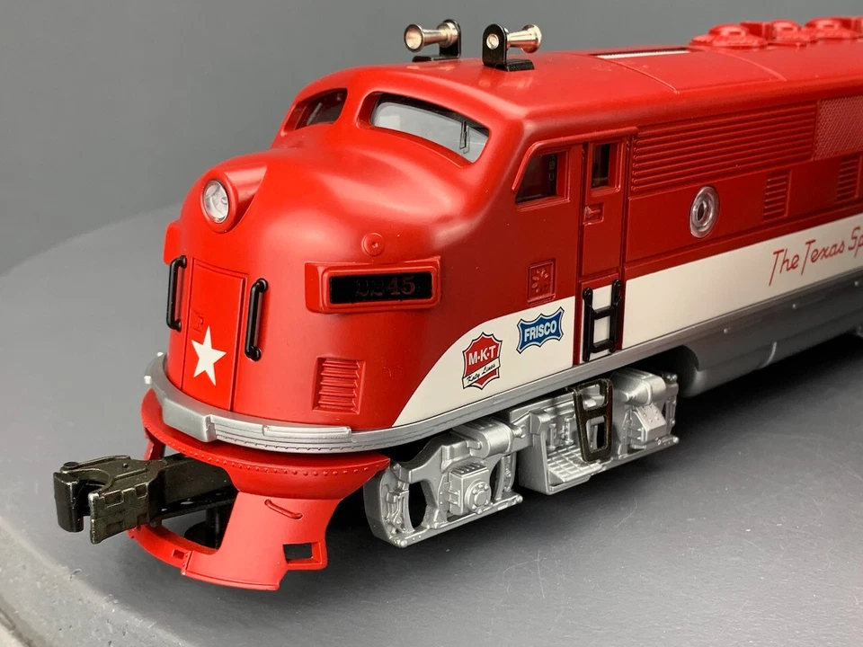 O-27 Williams 2245 & 2445C F3 A/B/A Pwd & Dmy Texas Special Locomotive Set O2729 - Image 2 of 4