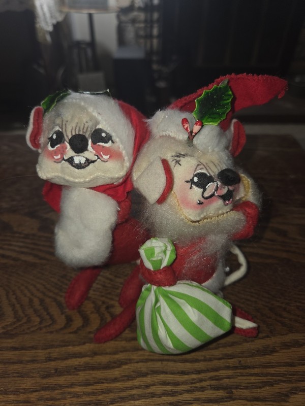 Vintage SET OF 2 RARE 1970 Annalee Grey 6” Mouse Christmas 