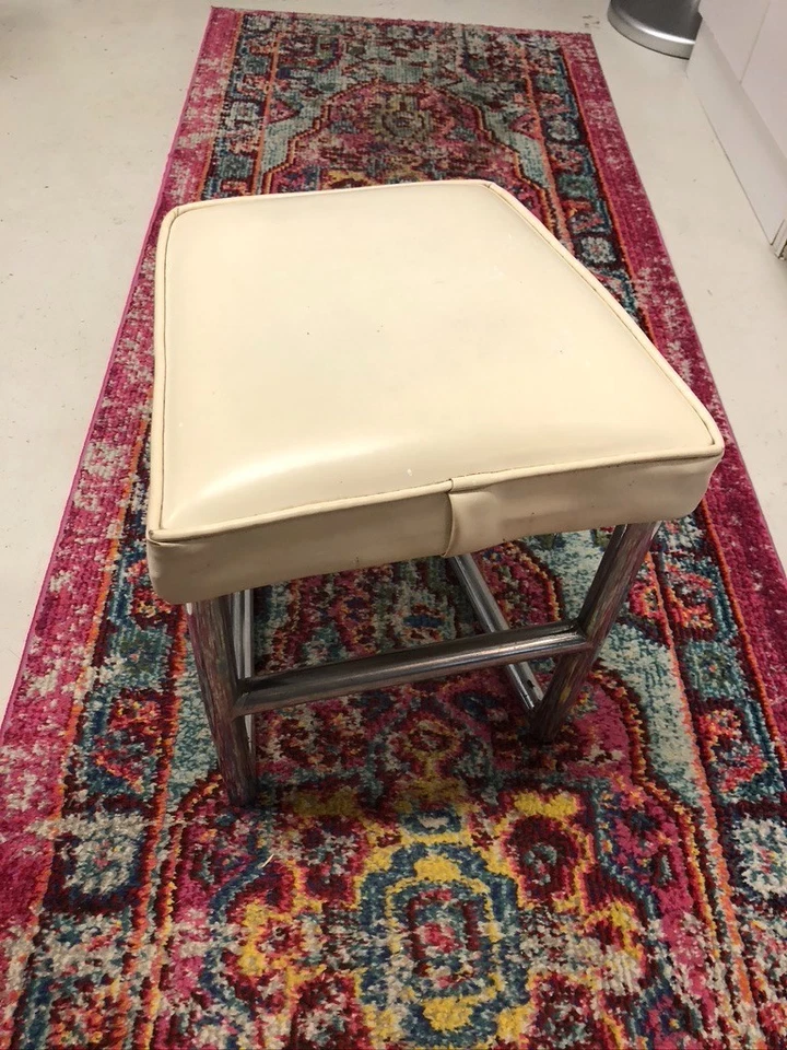 Shelby-Williams Mid-Century Cromo Zapatero Taburete para Pies Banco Reposapiés/Ajuste para Zapatos Foto 3 de 4