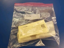 VHTF Pampered Chef White Kitchen Shears Scissors W/Wall Mount Holder Open PKG