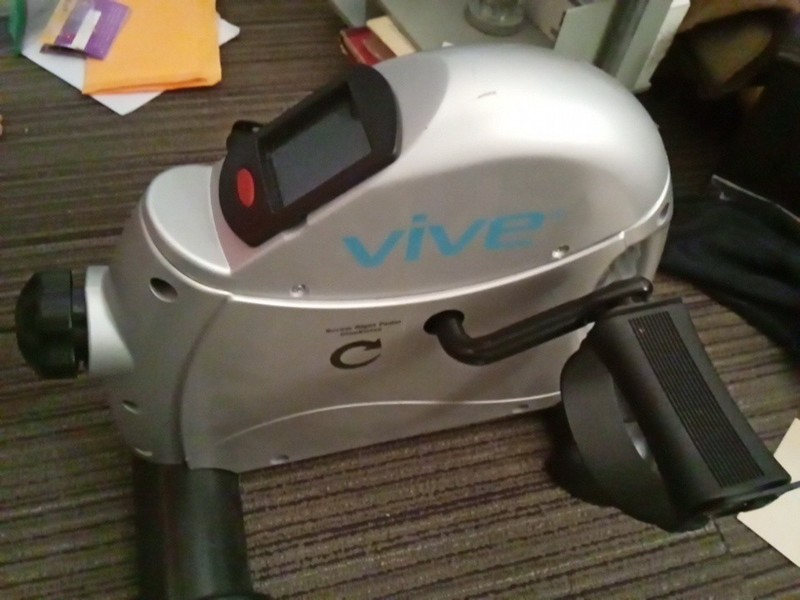 TRENDY Vive Portable Stationary Pedal Exerciser - Silver Model RHB1001