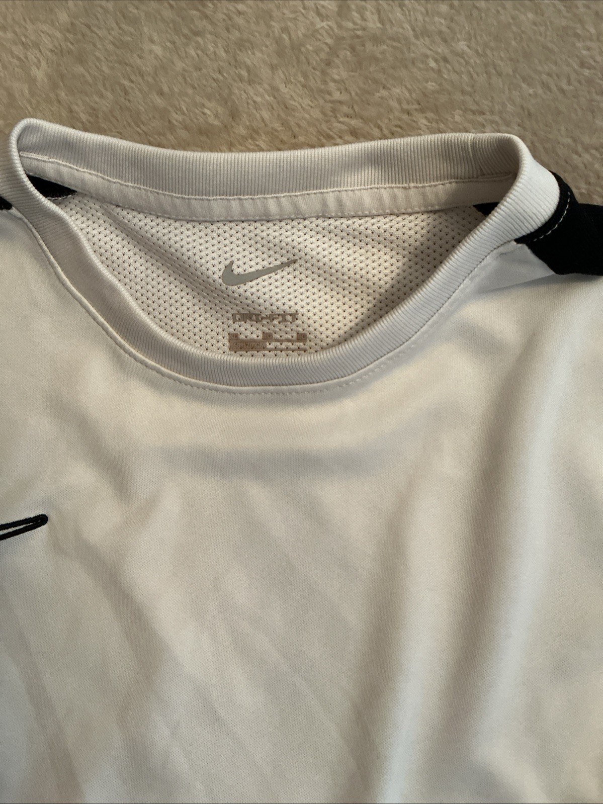 Kids 12 - 14 Years Nike Dry Fit Top T Shirt White Black image 2