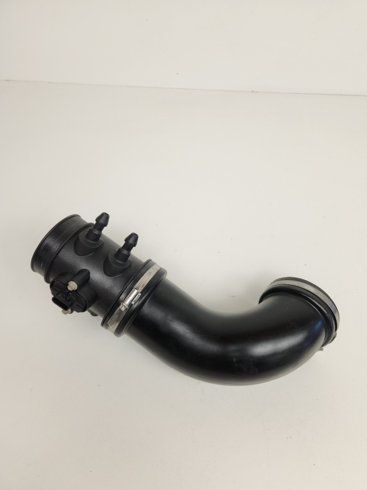 2015-2016 MCLAREN 650S 3.8T ENGINE AIR CLEANER RIGHT SIDE INTAKE FLOW TUBE HOSE
