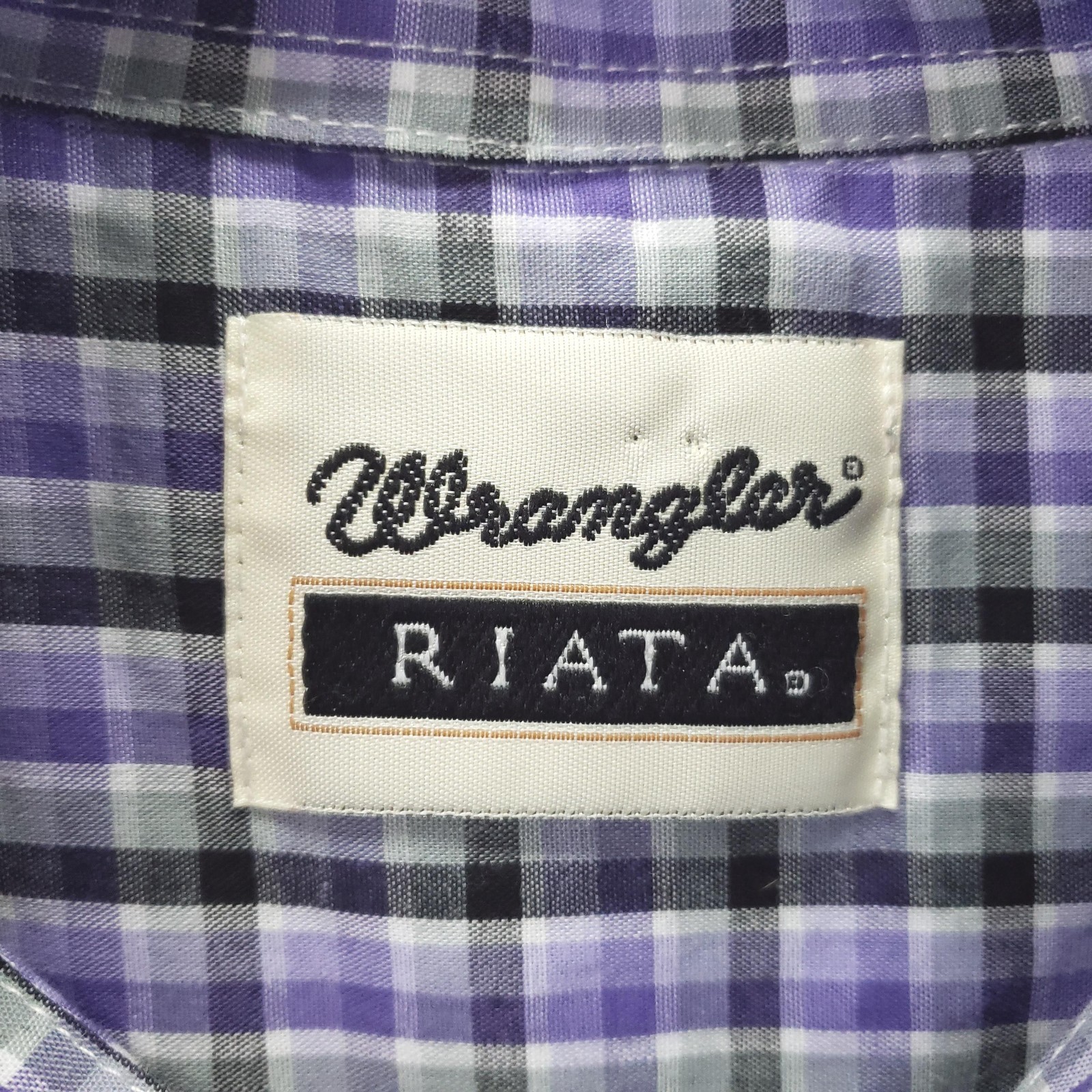 Wrangler Riata Shirt Mens Medium Purple Plaid Short Sleeve Button Down Casual