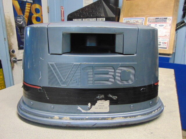 YAMAHA V4 1.7 L. PRECISION BLEND 130 HP 84'-89' TOP COWLING YAMAHA V4 1.7 L. PRECISION BLEND 130 HP 84'-89' TOP COWLING