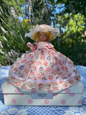 Nancy Ann Storybook Doll #87,  Bridesmaid  | Jointed Leg, Near Mint, With Box
