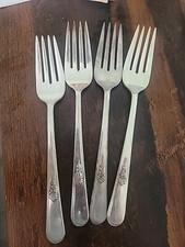 4 Holmes  Edwards Inlaid 1940s Youth Pattern Luncheon Forks Silver Plate IS