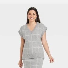 Women's V-Neck Sweater Vest - A New Day Gray Windowpane L