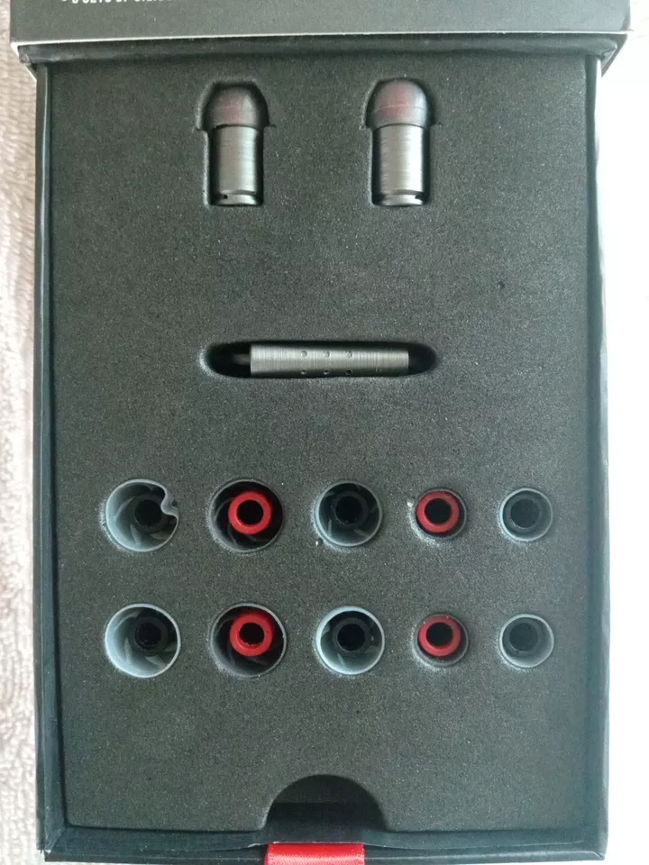 Munitio Billets 9mm Earphones in-line Mic Battle Gray Tactical Case Open Box - Image 2 of 4