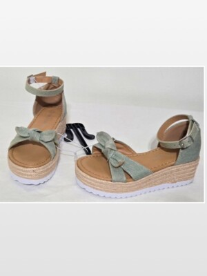 New Falls Creek Shoes Girls Size 12 Light Denim Espadrille Platforms Sandals NWT