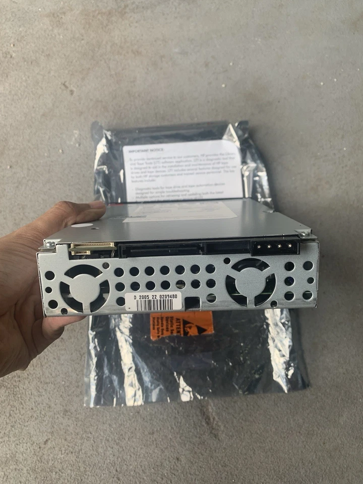 HP EH847A StorageWorks LTO-3 Ultrium 920 SCIS Internal Tape Drive New Old Stock - Image 3 of 4