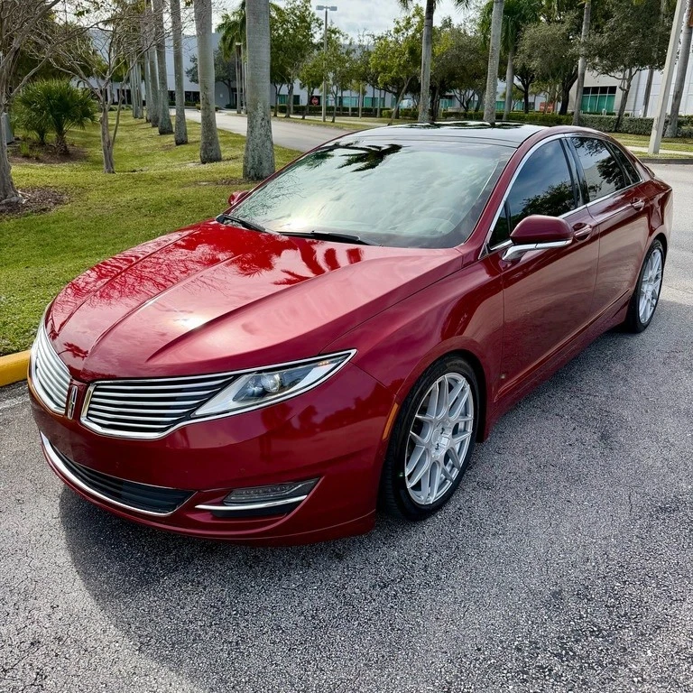2015 Lincoln MKZ/Zephyr 3.7 V6 AWD LOW 54K MI CLEAN CARFAX NON SMOKER! - Image 2 of 4