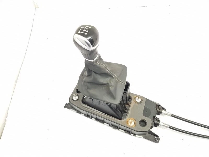 2018 ON MK2 AUDI A1 GEAR LEVER + KNOB, GAITER & CABLES MANUAL 5R3711049H  - Image 2 of 4