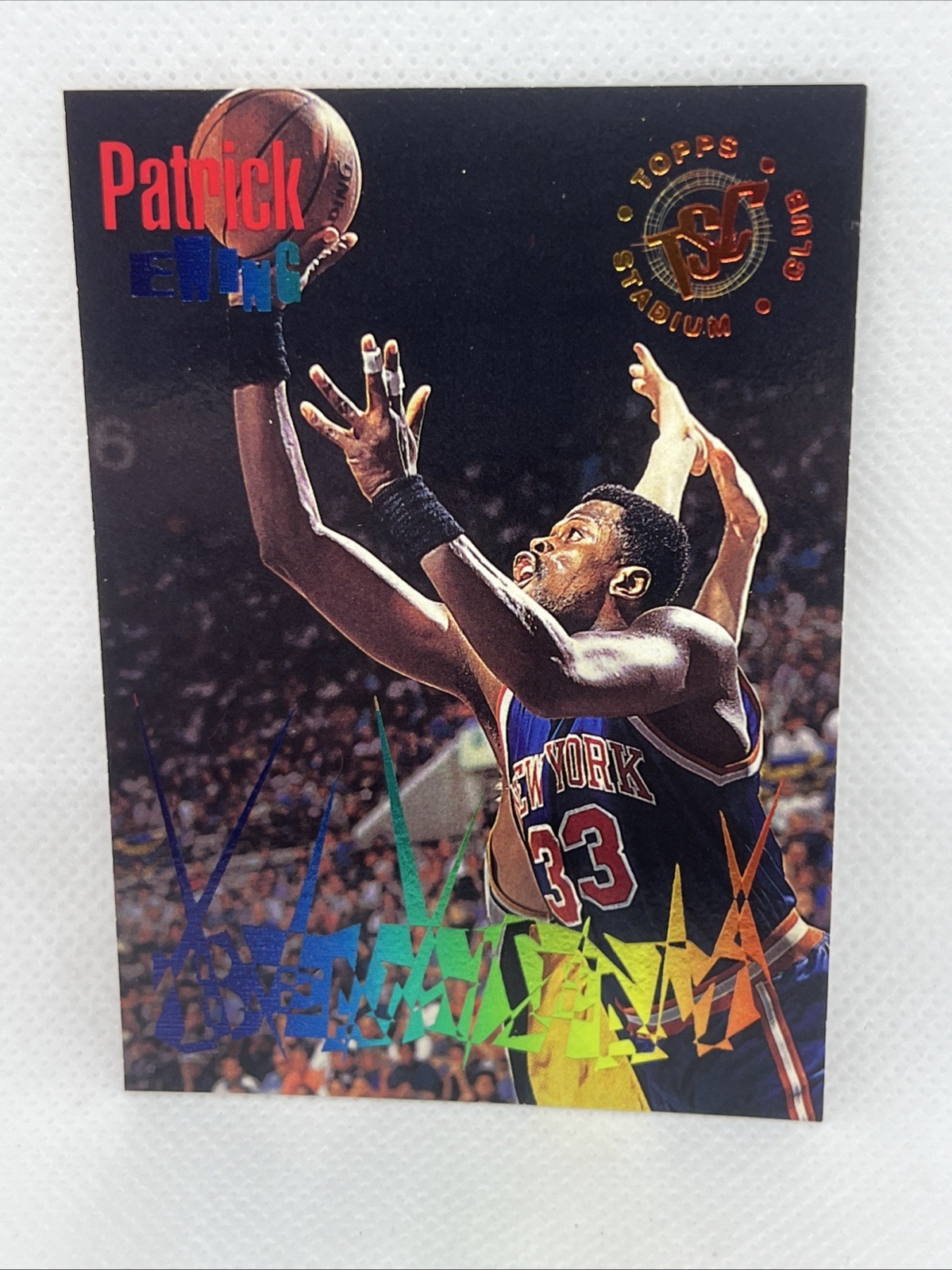 1994-95 Topps Stadium Club - Beam Team Patrick Ewing #18 Knicks HOF