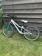 Apollo Vivid 24” Girls’ Mountain Bike – Front Suspension, Shimano Gears