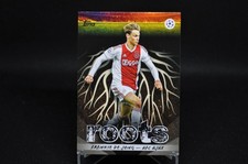 Frenkie de Jong [Green] #RT-7 Prices | 2025 Topps UEFA Roots