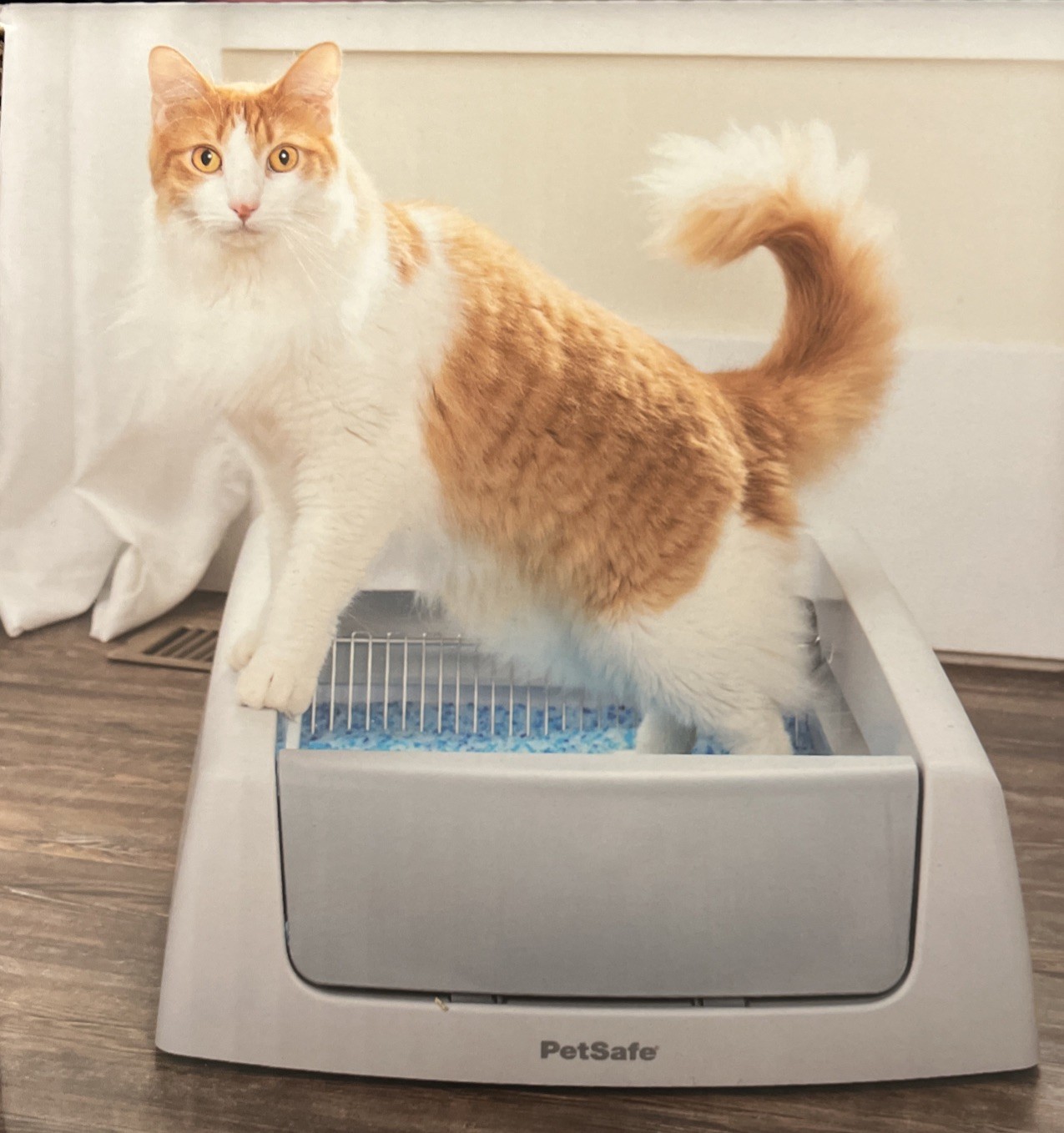 PetSafe ScoopFree Clumping Self-Cleaning Cat Litter Box