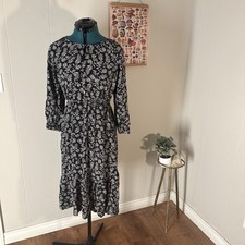 Old Navy Dress Small Black White Floral Long Sleeve Knee Length Casual