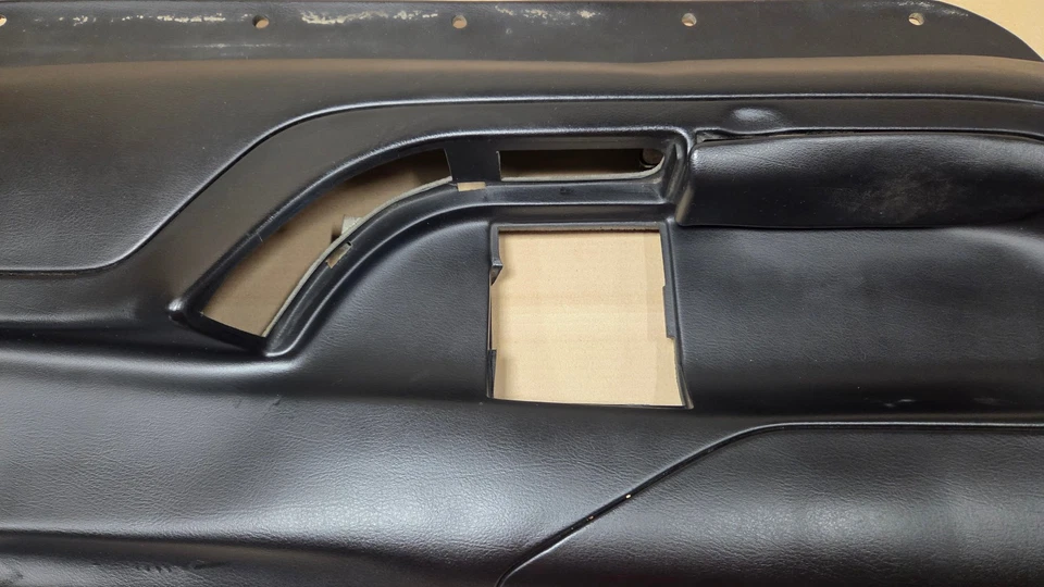 Chevrolet Corvette C4 1991-1996 panel interior izquierdo lado del conductor (n.º 2) Foto 4 de 4